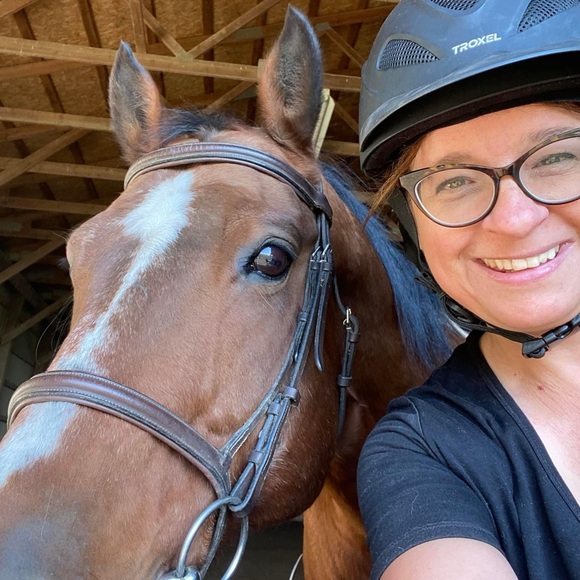 Meet your Posher, Catherine - Picture 1 of 1